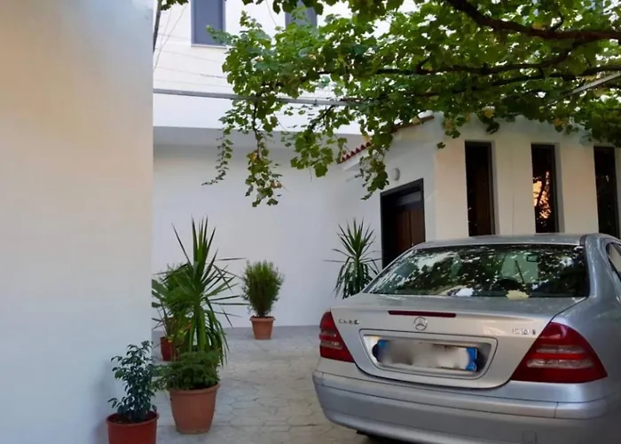 Spacious Modern House In The Heart Of Apartment Berat