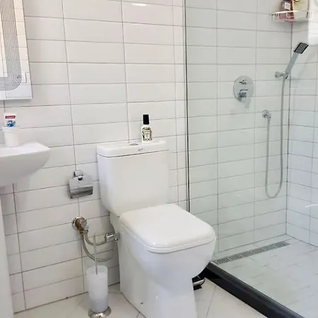 Private Modern In The Heart Of