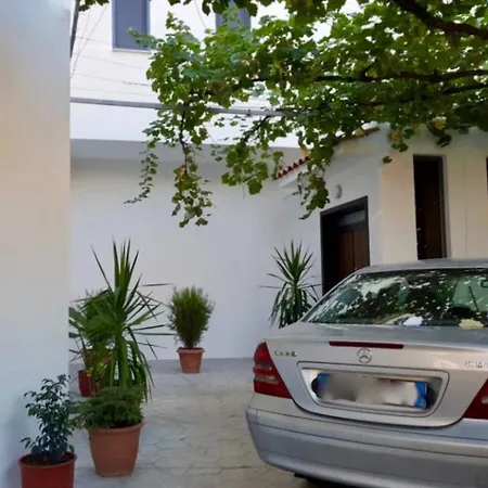 Spacious Modern House In The Heart Of Apartment Berat